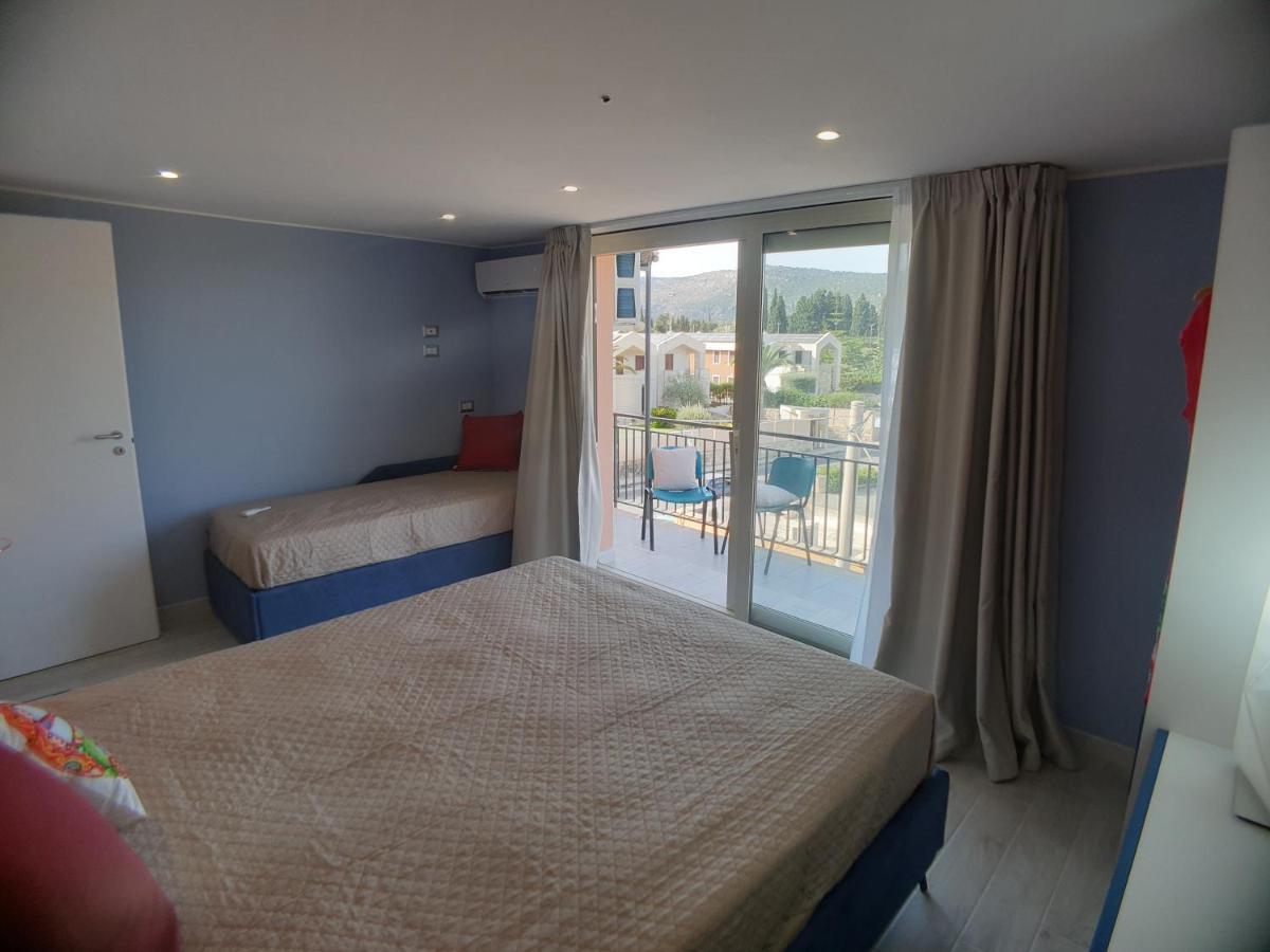Stella-Guesthouse Solarino Dış mekan fotoğraf